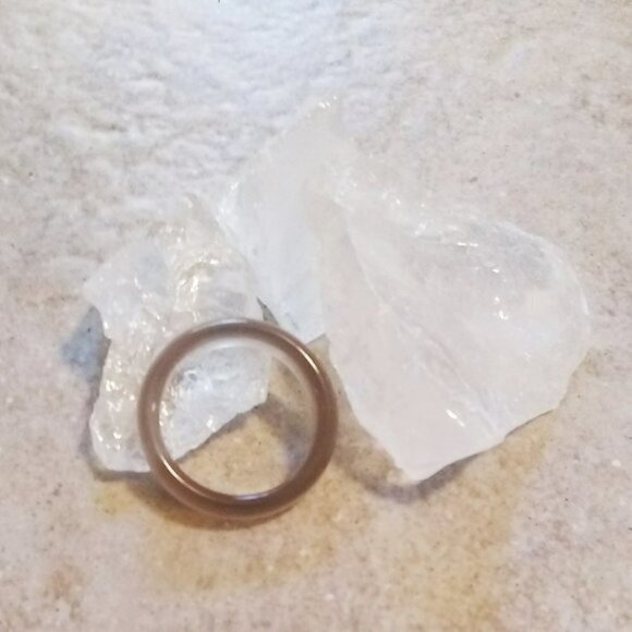 7.25 +7.5 ~ Sleek Pale Grey Agate Band - Durable! Smooth Stone Friendship Rings - Picture 7 of 8